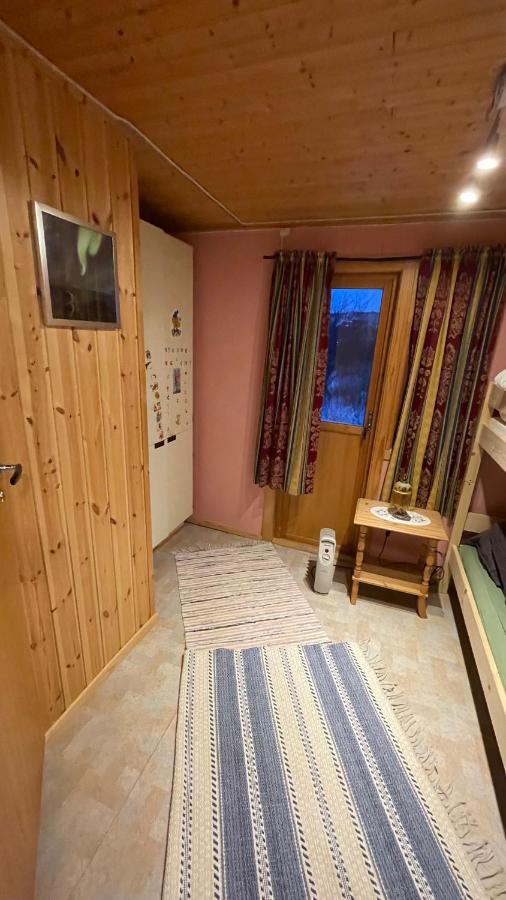 Koselig Hus I Sentrum Av Olderfjord Russenes Buitenkant foto